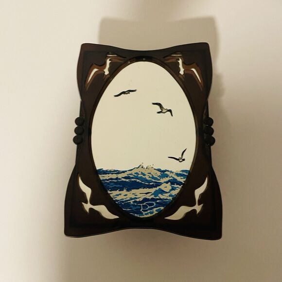 VINTAGE YAPS MIRROR MUSIC BOX SEAGULLS OCEAN SCENE - YOU LIGHT UP MY LIFE 1978 - Picture 1 of 9
